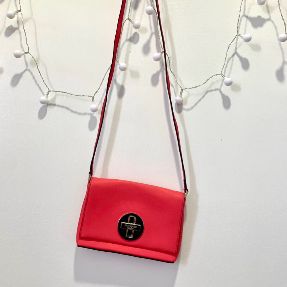 Kate Spade ♠️  Crossbody TwistLock Bag